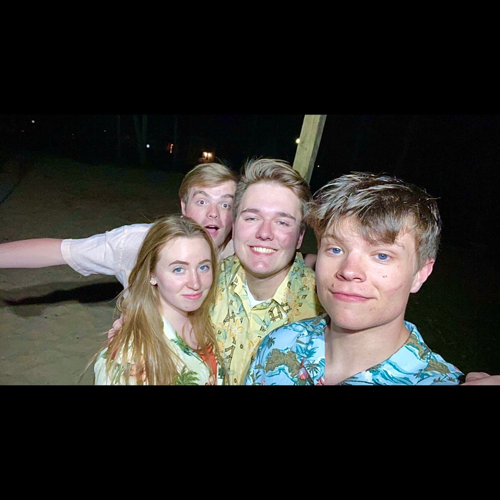 Hello! :) - Picture 2 of 5